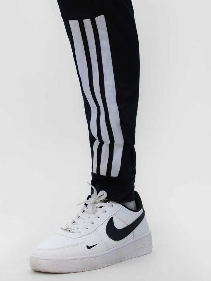 Knights' dri-fit polyester gym trousers for men Pakistan