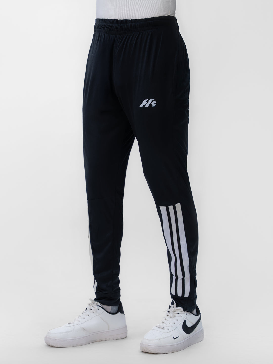 Knights' dri-fit polyester gym trousers for men Pakistan